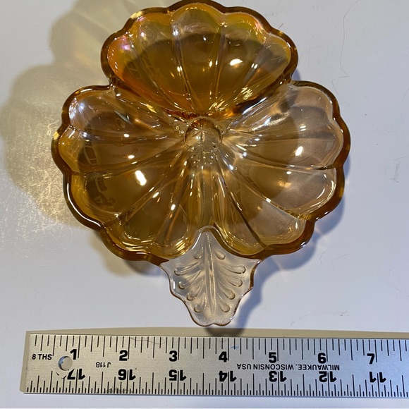 Marigold clover 3 part dish, carnival glass GUC, 6”x 7”x1” vintage, pretty! - Picture 4 of 4